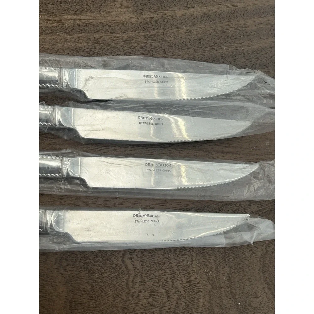 NEW Reed & Barton Englefield Serrated Steak Knives Set Of 4 Stainless Glossy